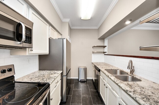 property at 554 Wilcrest Dr