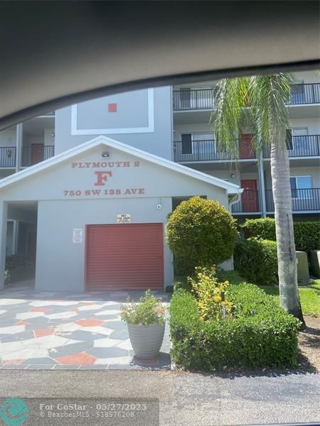 750 SW 138th Ave