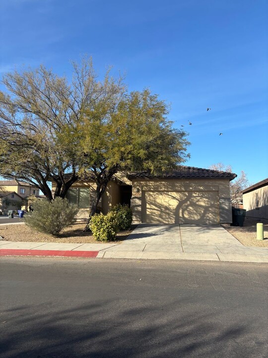 7421 E Sycamore Park Blvd in Tucson, AZ - Building Photo