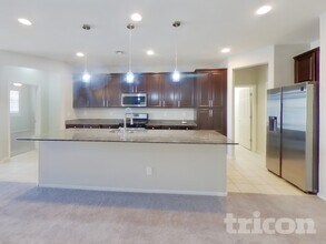 7224 W Jones Ave in Phoenix, AZ - Building Photo - Building Photo