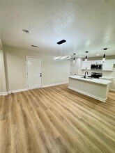 728 Hilltop Cir in Desoto, TX - Building Photo - Building Photo
