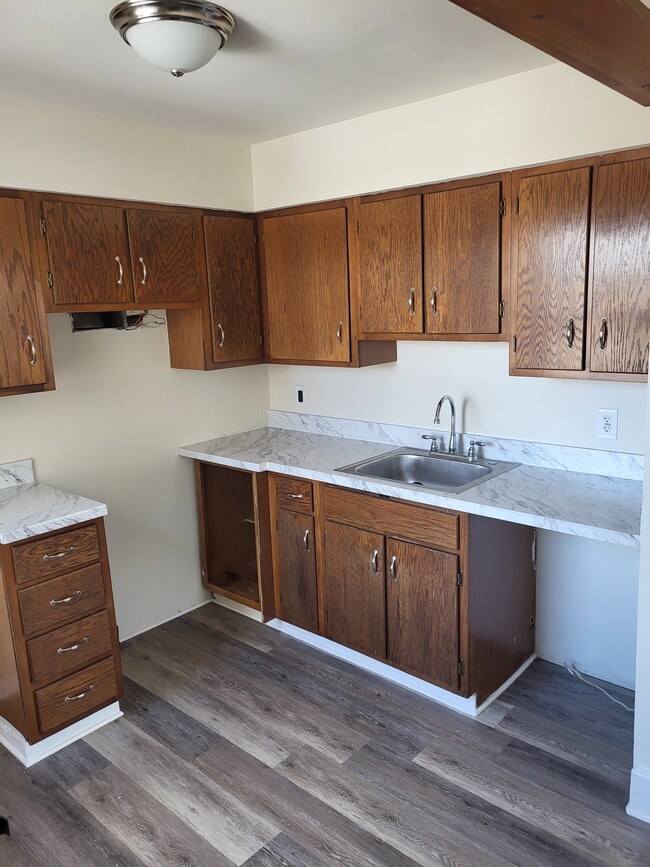 75 E Main St, Unit 3 in Moorestown, NJ - Building Photo - Building Photo