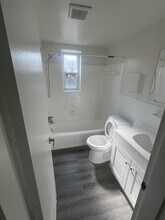 14408 Gemstone Dr in Woodbridge, VA - Building Photo - Building Photo