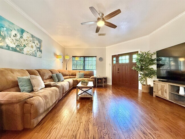 42 Village Knoll Pl in Spring, TX - Building Photo - Building Photo