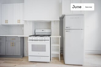 159 St Nicholas Ave in Brooklyn, NY - Foto de edificio - Building Photo