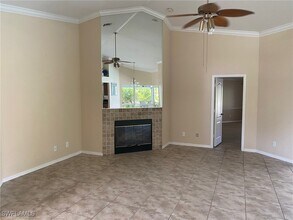 6704 Highland Pines Cir in Ft. Myers, FL - Building Photo - Building Photo