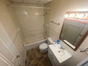 17 Ruth Ct in Springfield, IL - Building Photo - Building Photo