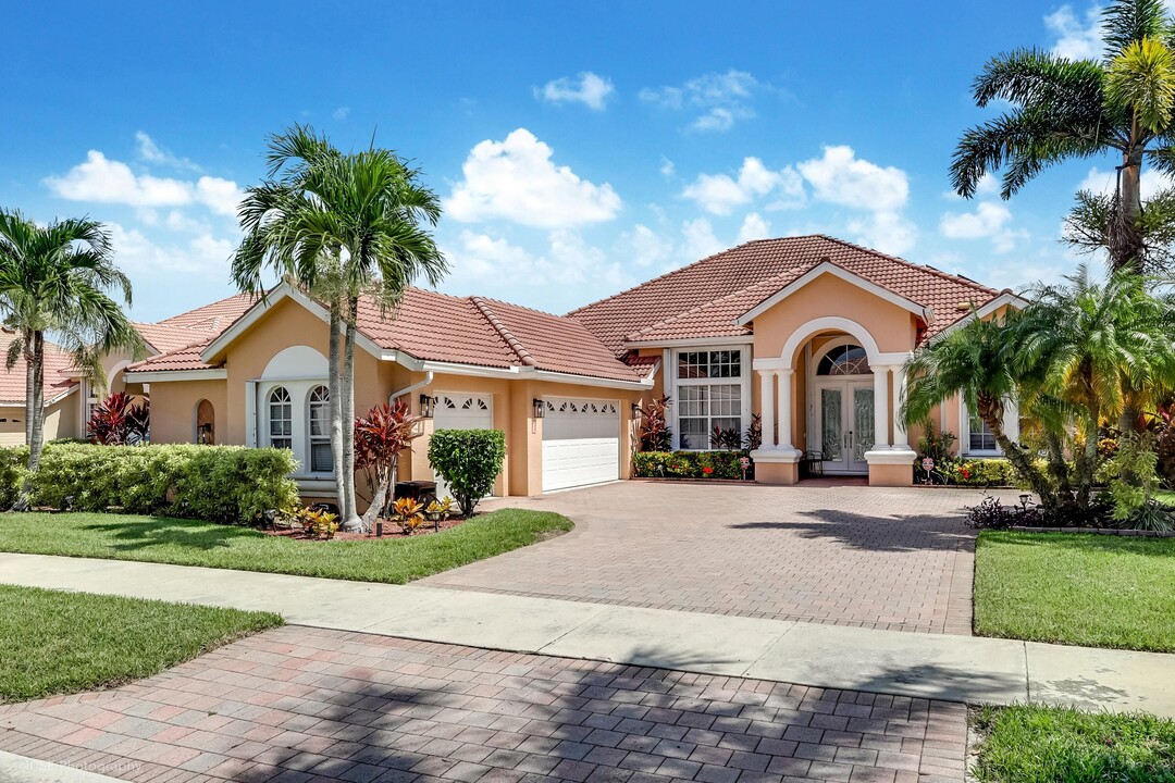 780 SW Marsh Harbor Bay in Port St. Lucie, FL - Building Photo