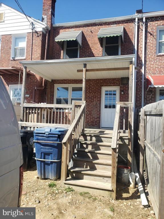 3553 McShane Way in Dundalk, MD - Building Photo - Building Photo