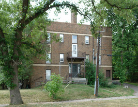 1900 Upton Ave N in Minneapolis, MN - Building Photo - Building Photo