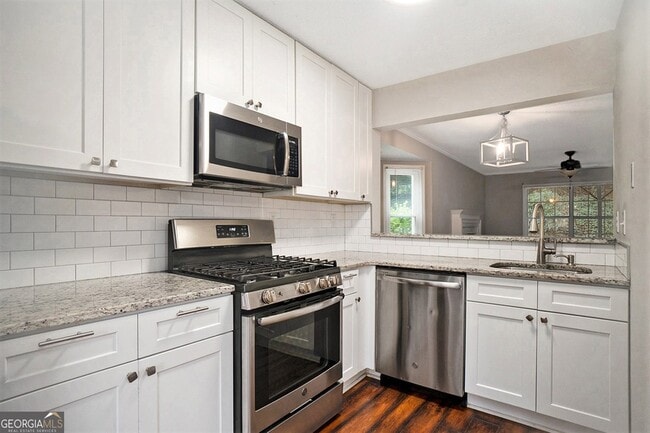 5045 Laurel Springs Way SE in Smyrna, GA - Building Photo - Building Photo