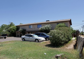 645 S Stapley Dr Apartamentos