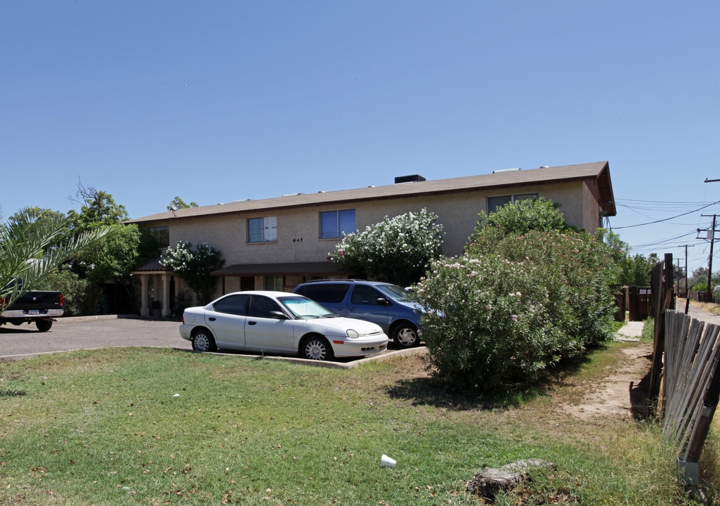 645 S Stapley Dr in Mesa, AZ - Building Photo