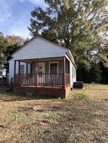 501 W Mauldin St in Anderson, SC - Building Photo