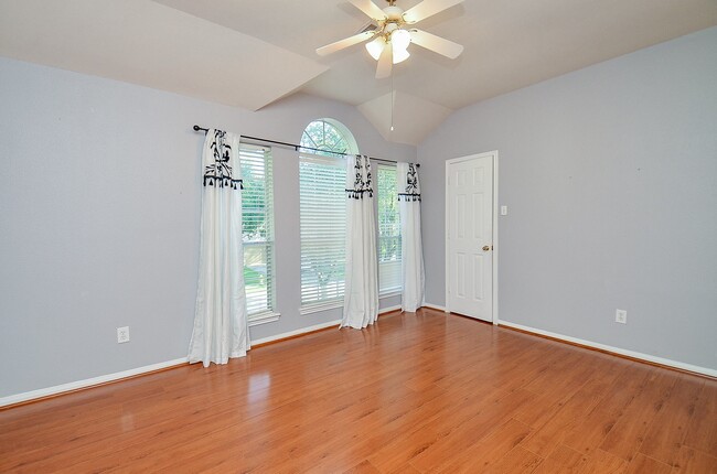 property at 5510 Poundstone Ct