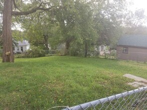 4327 Larimore Ave in Omaha, NE - Building Photo - Building Photo