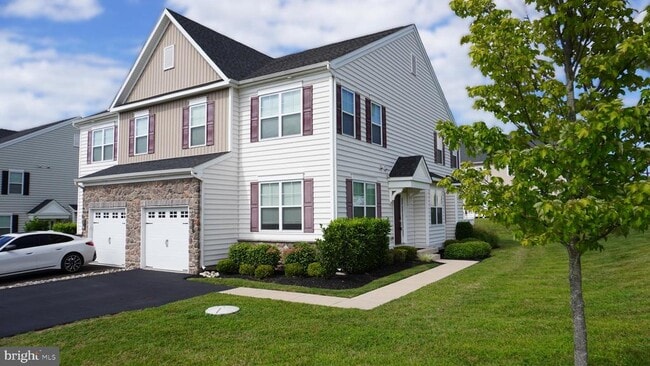 property at 277 Hillstone Cir