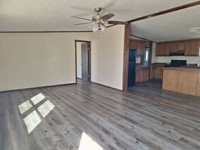 242 Deer Valley Ln in Poolville, TX - Building Photo - Building Photo