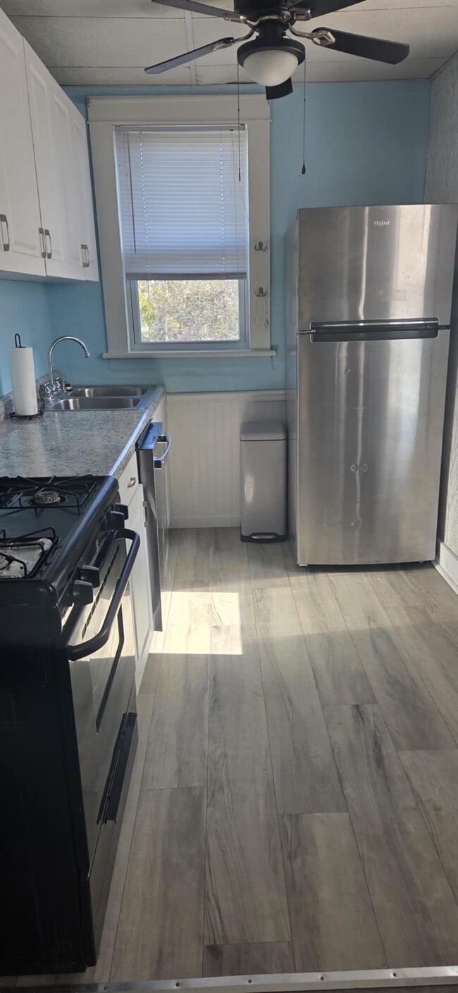 502 1/2 Ohio Ave, Unit 502 1/2 Ohio ave