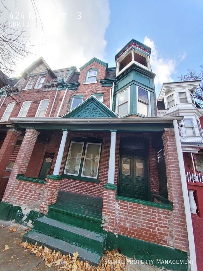 property at 424 N 6th St