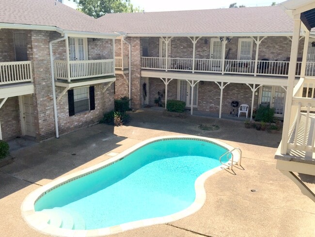209 Pine St, Unit 4