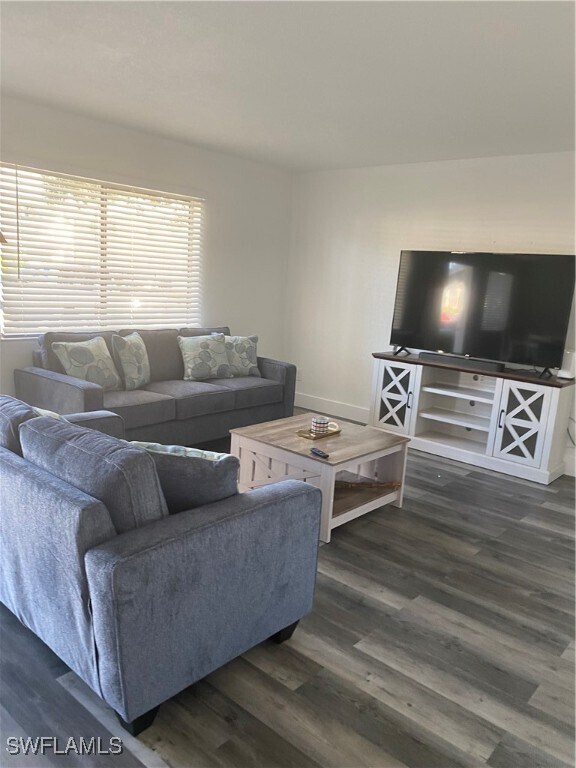 property at 4617 Bayshore Dr