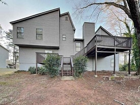 2086 Arrowhead Trail in Marietta, GA - Building Photo