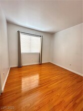 7743 Little Valley Ave in Las Vegas, NV - Building Photo - Building Photo