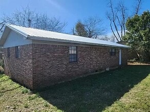 247 Horton Dr in Americus, GA - Building Photo - Building Photo
