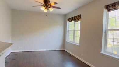 1128 Bartholdi Ct in Carol Stream, IL - Building Photo - Building Photo