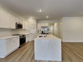 394 Pointe Dr in Dallas, GA - Building Photo - Building Photo