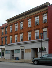 44 Main St in Fort Plain, NY - Foto de edificio - Building Photo