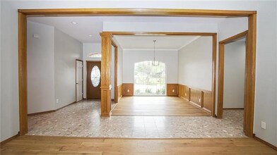 404 Timberdale Dr in Edmond, OK - Building Photo - Building Photo