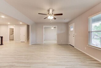 1106 N Main St in Tulsa, OK - Building Photo - Building Photo