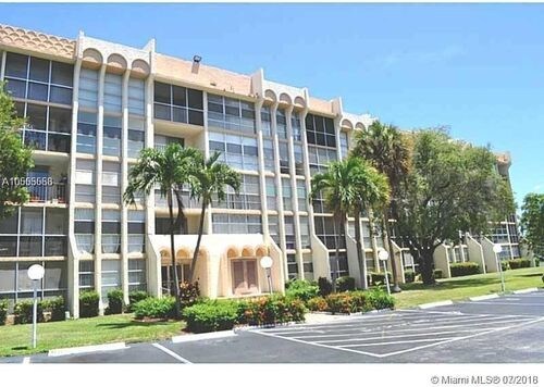 701 Three Islands Boulevard-Unit -40B in Hallandale Beach, FL - Foto de edificio