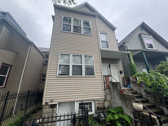 property at 1938 N Drake Ave