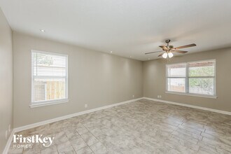 1331 Tiger Path in San Antonio, TX - Building Photo - Building Photo