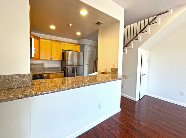 5330 Satsuma Ave in North Hollywood, CA - Building Photo - Building Photo