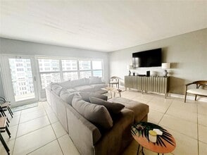 3850 Galt Ocean Dr, Unit 1810 in Fort Lauderdale, FL - Building Photo - Building Photo