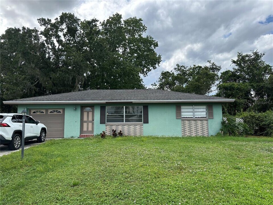 103 Marlin St NW in Lake Placid, FL - Building Photo