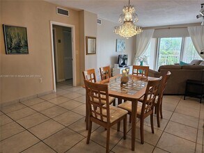 1985 S Ocean Dr in Hallandale Beach, FL - Building Photo - Building Photo