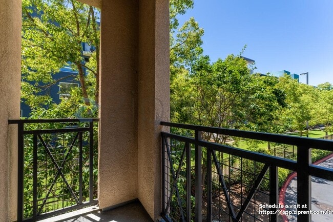 4952 Haight Terrace in San Diego, CA - Building Photo - Building Photo