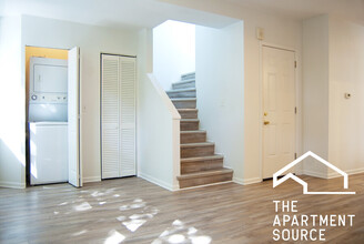 2649 N Wayne Ave, Unit 2F in Chicago, IL - Building Photo - Building Photo