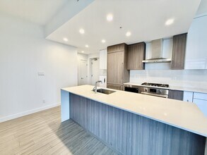 2351 Beta Ave in Burnaby, BC - Building Photo - Building Photo