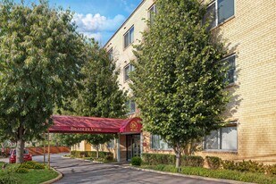 Bradley View in Chevy Chase, MD - Building Photo