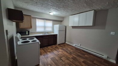 152 Santa Clara Ave in Dayton, OH - Building Photo - Building Photo