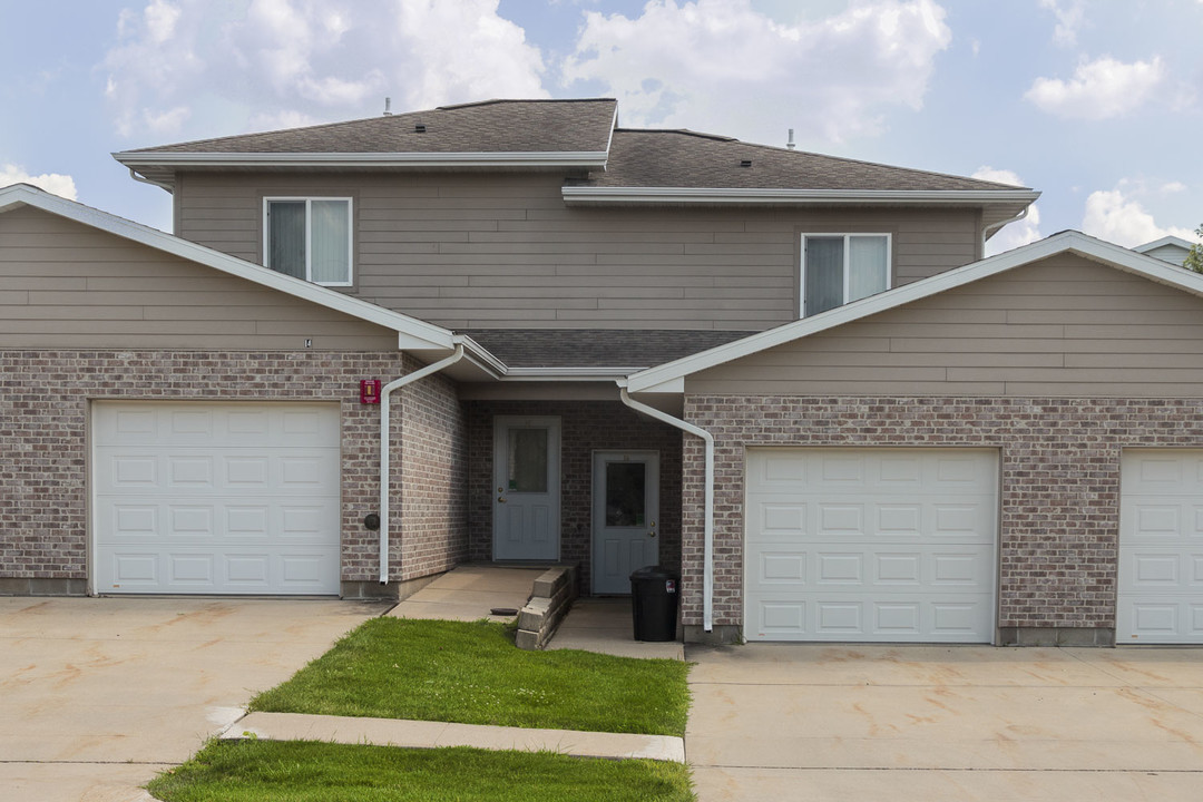 Legacy Creek Townhomes in Mount Vernon, IA - Building Photo