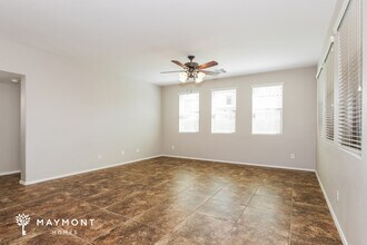 3261 E Sports Dr in Gilbert, AZ - Building Photo - Building Photo