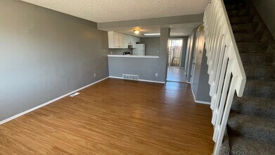 1812 Monterey Rd, Unit C in Colorado Springs, CO - Foto de edificio - Building Photo