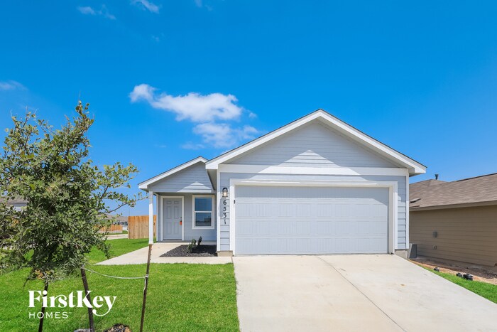 6531 Scarecrow Wy in San Antonio, TX - Building Photo